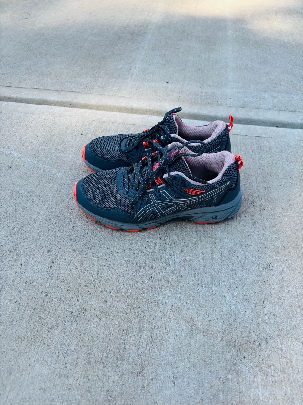 Asics Gel Venture 8 Trail Women’s Running Shoes size 8 - Picture 3 of 10